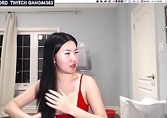 TWITCH STREAMER FLASHING HER BOOBS ON STREAM & ACCIDENTAL NIP SLIPS SEXY HOT GIRL THICC THOT SET 79