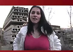 Fordreamers.com - morena moza acepta ser follada en una construcción abandonada