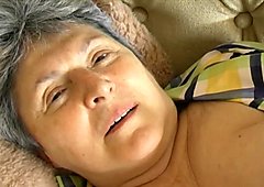 OmaPasS Old Amateur Grannies Fucking Toys Together