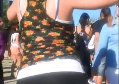BIG ASS BOOTY IN TIGHT SPANDEX
